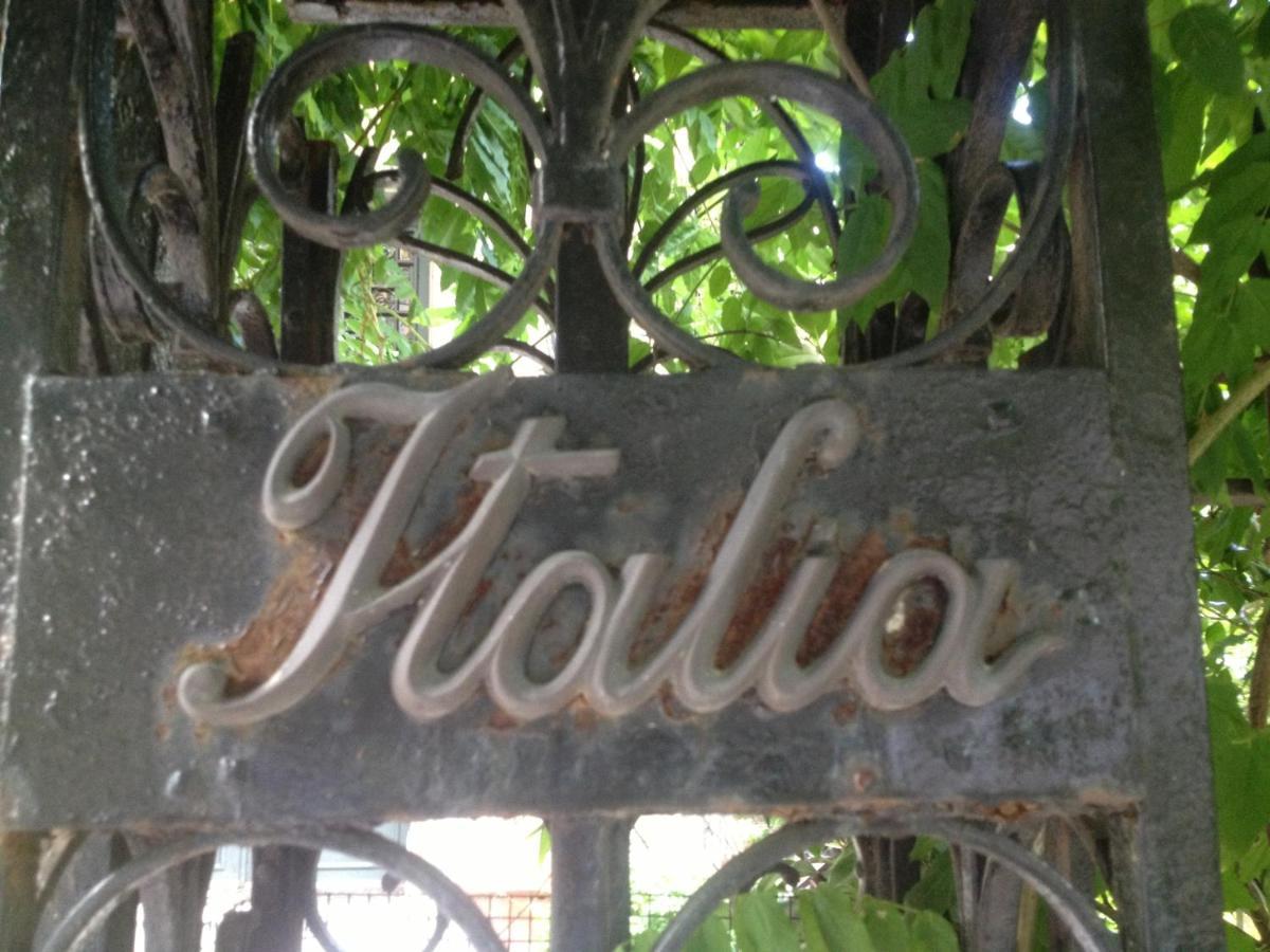 Villino Italia Hotel เนเปิลส์ ภายนอก รูปภาพ